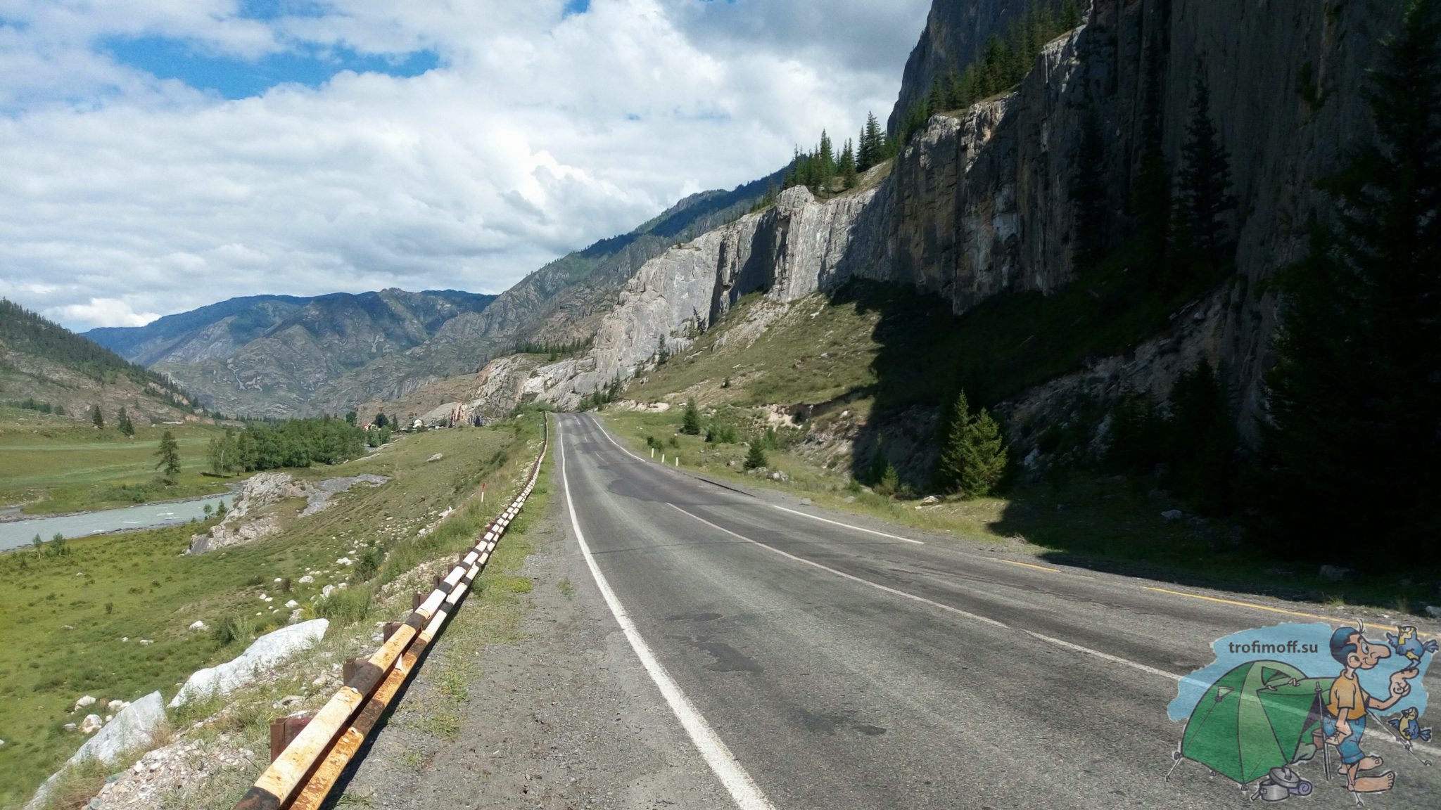 Поселок АК Бом горный Алтай